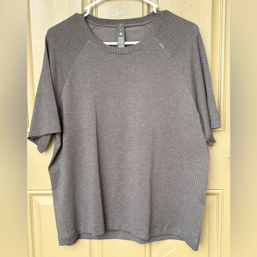 Lululemon metal vent tech shirt